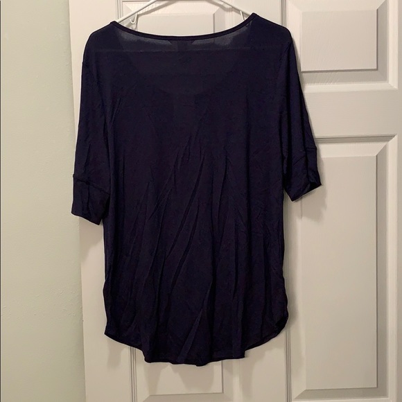 Basic T-shirt - Picture 3 of 3